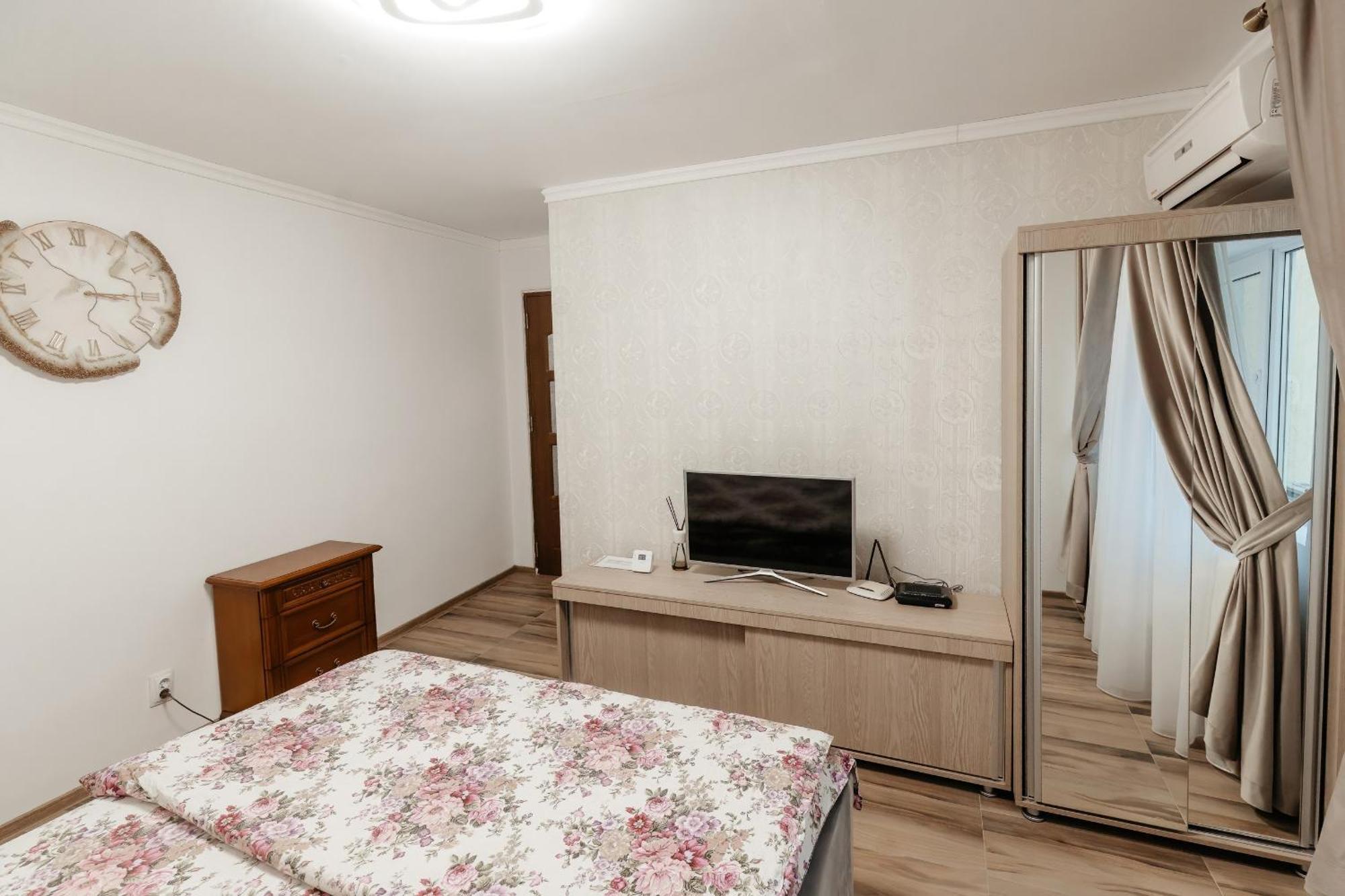 Luxury Radox Apartment Buzau City Center المظهر الخارجي الصورة